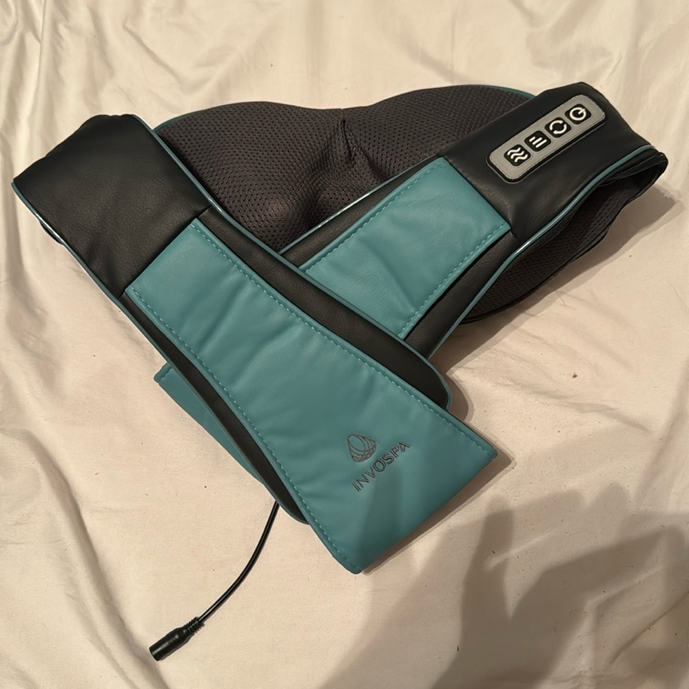 Gently used invospa massager